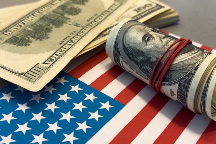 Az amerikai dollár több mint 230 éve